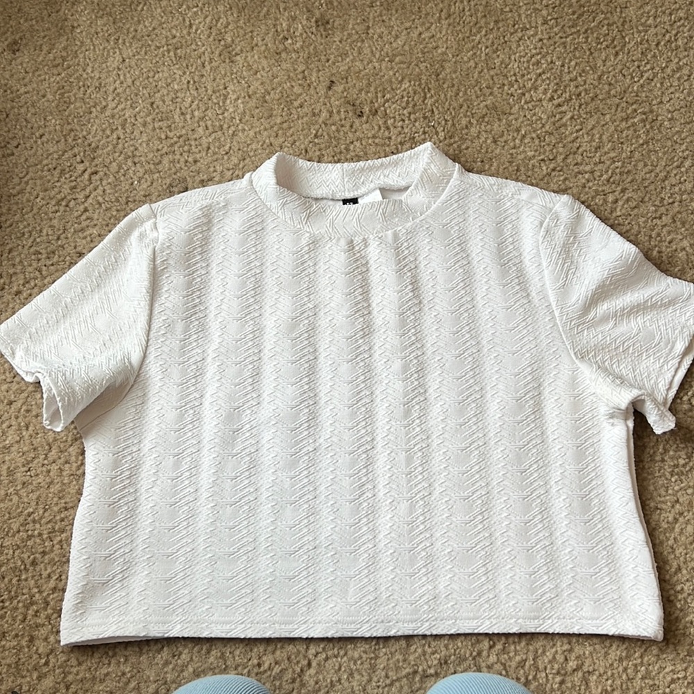 Divided H&M white crop top